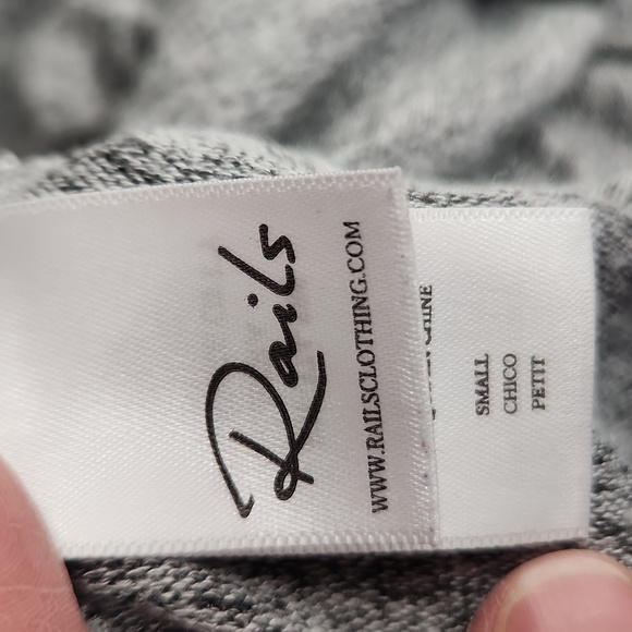 Rails Ezra Jersey Top – Melange Grey - Picture 8 of 10